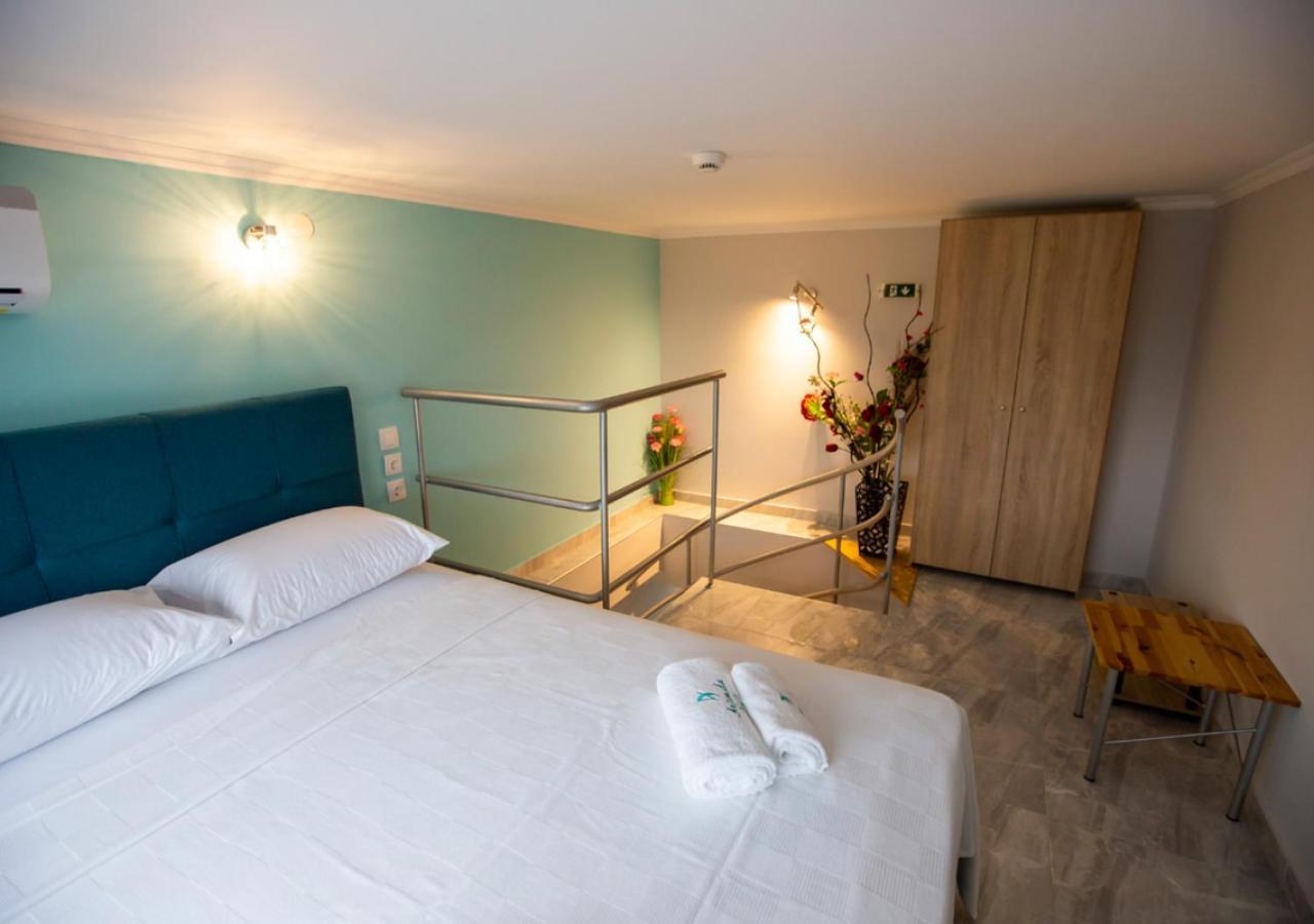 Artemida Suites Hanioti Eksteriør bilde